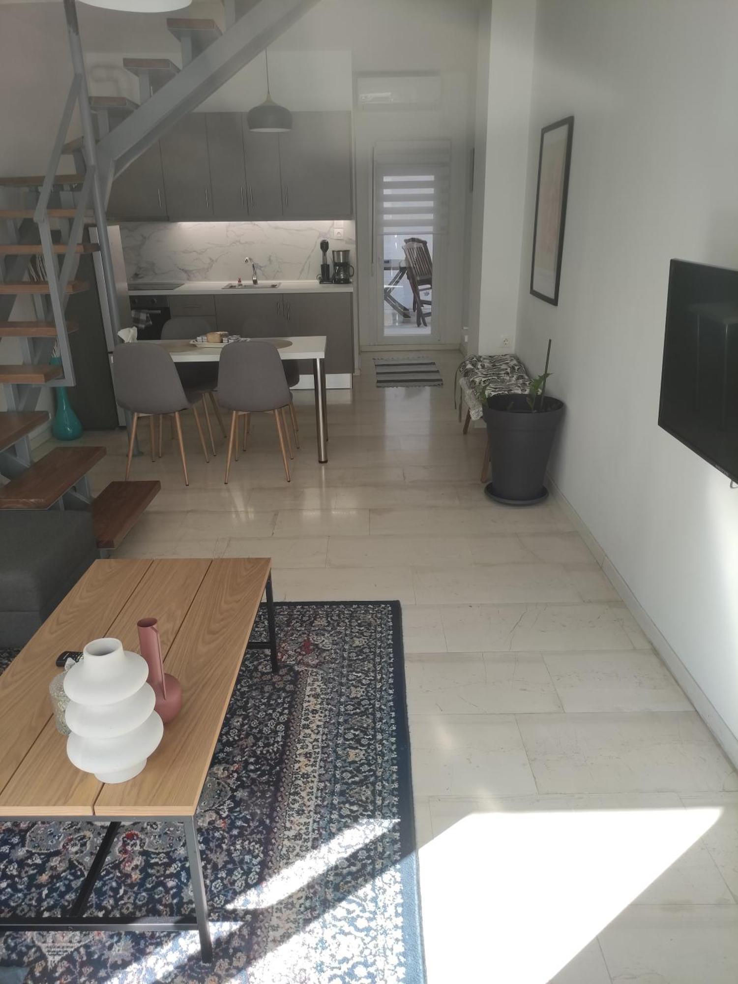 Central Maisonette Volos Exterior photo